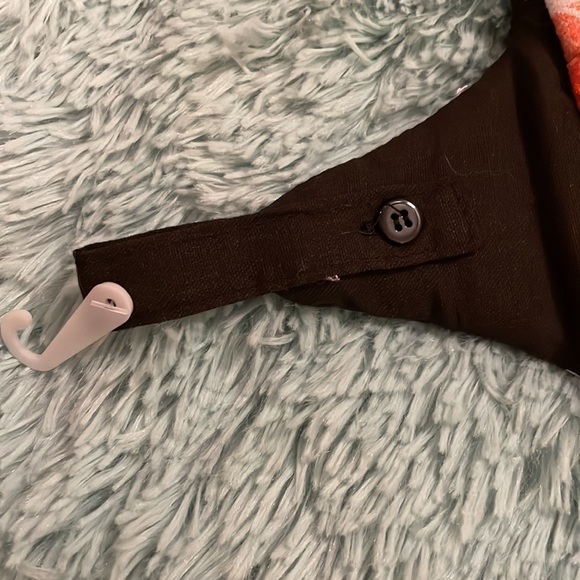 Hocus Pocus Tie Towel - Picture 3 of 8